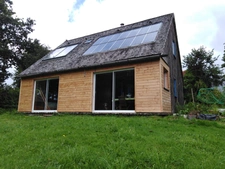 cadre bucolique pour ce domaine compose de 3 maisons sur 15 000 m2 