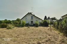 Maison en partie rénovée, à proximité de la Belgique