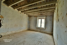 Maison de village à rénover à proximité de la Belgique