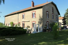 Ensemble immobilier proche de la Belgique et du Luxembourg