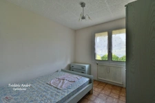 Pavillon individuel de plain-pied avec sous sol et terrain