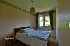 Pavillon individuel de plain-pied avec sous sol et terrain