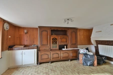 Maison avec jardin à moderniser.