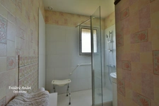Pavillon individuel de plain-pied avec sous sol et terrain