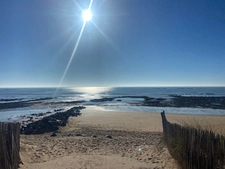 LA TRANCHE SUR MER LA GRIERE 250M DE LA PLAGE ADORABLE VILLA PLAIN PIED 3 CHAMBRES ANNEXES ET JARDIN CLOS