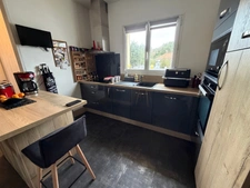 LA BOISSIERE DES LANDES (85) - AU CALME -ADORABLE VILLA PLAIN PIED 3 CHAMBRES AVEC GARAGE ET JARDIN CLOS