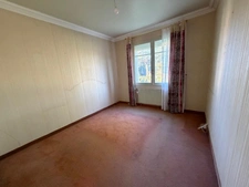 LES SABLES D'OLONNE (85) QUARTIER RECHERCHE MAISON PLAIN PIED 4 CHAMBRES VERANDA ET GARAGE SUR 2200M² 