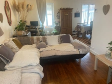 LUCON COEUR DE VILLE AGREABLE MAISON EN PIERRES 3 CHAMBRES AVEC ANNEXES GARAGE ET JARDIN SANS VIS-A-VIS