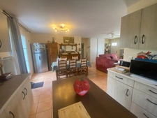 L'ORBRIE (85200) EN FOND D'IMPASSE ADORABLE VILLA PLAIN PIED 4 CHAMBRES AVEC DEPENDANCE SUR 707M² CLOS
