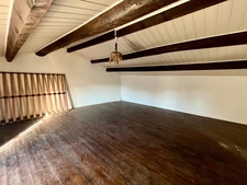 LE GUE DE VELLUIRE (85770) AU CALME ABSOLU MAISON EN PIERRES AVEC GRANGES ET DEPENDANCES SUR 4500M²