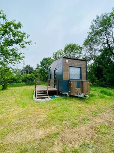 LAIROUX (85400) RARISSIME 20 MIN DES PLAGES ADORABLE TINY HOUSE 4 COUCHAGES SUR 516 M² VIABILISES CLOS