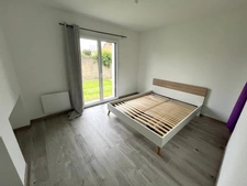 SAINT CYR EN TALMONDAIS (85) A 15 MIN DES PLAGES VILLA PLAIN PIED GRAND CONFORT 3 CHAMBRES HANGAR JARDIN