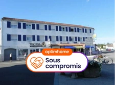 LA FAUTE 400M DES PLAGES IMMEUBLE 11 APPARTEMENTS AVEC TERRASSES ET 2 LOCAUX LOUES A FORTE RENTABILITE