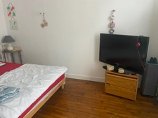LUCON COEUR DE VILLE AGREABLE MAISON EN PIERRES 3 CHAMBRES AVEC ANNEXES GARAGE ET JARDIN SANS VIS-A-VIS