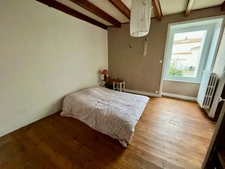 LA CAILLERE SAINT HILAIRE 85410 CHARMANTE MAISON DE VILLAGE RENOVEE 4 CHAMBRES AVEC ANNEXES SUR 500M²