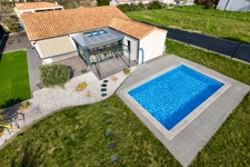 SAINT BENOIST SUR MER (85) 15 MINUTES DES PLAGES VILLA PLAIN PIED GRAND CONFORT AVEC PISCINE SUR 1204 M²