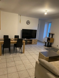 LUCON QUARTIER HYPER U ADORABLE MAISON DE PLAIN PIED 80M² RENOVEE AVEC 2 CHAMBRES ET JARDIN CLOS