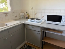 CHATEAU GUIBERT (85320) - LA MAINBORGERE - STUDIO 20M² ENTIEREMENT MEUBLE ET TOUTES CHARGES COMPRISES