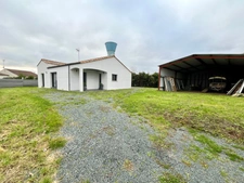 SAINT CYR EN TALMONDAIS (85) A 15 MIN DES PLAGES VILLA PLAIN PIED GRAND CONFORT 3 CHAMBRES HANGAR JARDIN