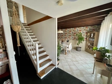 LES MAGNILS REIGNIERS (85) - BEUGNE L'ABBE - RARISSIME MAISON EN PIERRES RENOVEE 4 CHAMBRES AVEC JARDIN