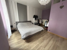 LUCON QUARTIER MARCHE COUVERT ET PISCINE MAISON DE CARACTERE BOURREE DE CHARME AVEC ANNEXES ET PATIO