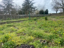 SAINT AUBIN LA PLAINE COEUR DE VILLAGE LONGERE EN PIERRES RENOVEE 4 CHAMBRES AVEC DEPENDANCE ET JARDIN