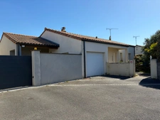 CORPE (85) CALME ABSOLU VILLA 2009 PLAIN PIED GRAND CONFORT AVEC PISCINE DOUBLE GARAGE SUR 1068M² CLOS