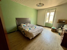 LE LANGON (85) 10 MIN DE FONTENAY LE COMTE ADORABLE LONGERE RENOVEE AVEC DEPENDANCES ET TERRAIN CLOS