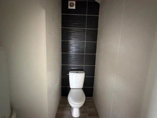 LUCON 85400 PROCHE DES COMMERCES ET LYCEES APPARTEMENT RENOVE T2/1 CHAMBRE TRES COCOONING ET COSY