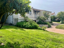 SAINTE HERMINE 85210 CALME ABSOLU AGREABLE MAISON SUR SOUS SOL COMPLET AVEC VERANDA SUR 1000M² CLOS