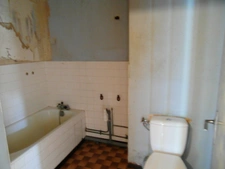 TREMBLAY EN FRANCE (93) - DPE D - APPARTEMENT T3 A RENOVER AVEC PARKING DANS PETITE RESIDENCE A PRIX FOU