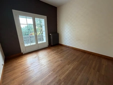 LUCON (85) COEUR DE VILLE AGREABLE MAISON ART DECO 6 CHAMBRES AVEC PISCINE ET ANNEXES SUR 1296M² CLOS