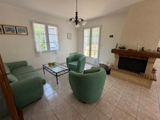 BREM SUR MER 85 A 2 PAS DES PLAGES DANS QUARTIER RESIDENTIEL VILLA PLAIN PIED AVEC GARAGE ET JARDIN CLOS