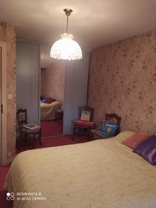 LUCON (85) PROCHE CATHEDRALE ET PISCINE MAISON DE VILLE 4 CHAMBRES AVEC COURETTE A RENOVER A PRIX FOU