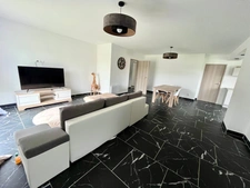 SAINT CYR EN TALMONDAIS (85) A 15 MIN DES PLAGES VILLA PLAIN PIED GRAND CONFORT 3 CHAMBRES HANGAR JARDIN