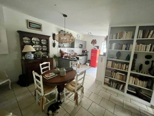 NALLIERS 85370 CHEVRETTE ADORABLE MAISON PLAIN PIED ENTIEREMENT RENOVEE AVEC TERRASSE ET PARKING