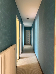 FONTENAY LE COMTE (85200) - CENTRE VILLE - APPARTEMENT DUPLEX RENOVE 3 CHAMBRES AVEC BALCON ET ANNEXES