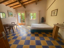 TRIAIZE 85580 A 15 MINUTES DES PLAGES ADORABLE MAISON PLAIN PIED AVEC GITE ET GARAGE SUR 550M² A BATIR