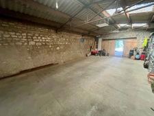 LUCON (85) COEUR DE VILLE MAISON DE CHARME ET DE CARACTERE AVEC PISCINE ET ANNEXE + 5 LOCATIFS OCCUPES
