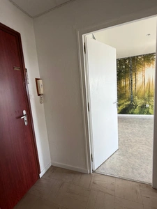 LA ROCHE SUR YON (85) PRIX FOU POUR CET APPARTEMENT T2 40M² AVEC LOGGIA 10M², PARKING ET CAVE PRIVATIFS