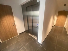 LA ROCHE SUR YON PENTAGONE DANS RESIDENCE SECURISEE STUDIO MEUBLE 20M² AU PIED DE LA PLACE NAPOLEON