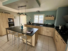 MOUZEUIL SAINT MARTIN (85370) CADRE CAMPAGNE VILLA PLAIN PIED 4 CHAMBRES AVEC ANNEXES SUR 2145 M² CLOS
