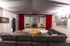 CHAVAGNES EN PAILLERS (85250) - LIEU D'EXCEPTION - ANCIENNE CHAPELLE RENOVEE 6 CHAMBRES SUR 900M² CLOS