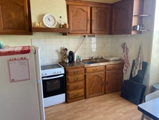 MOUTIERS SUR LAY EN PLEIN COEUR DU BOURG MAISON EN PIERRES RENOVEE 4 CHAMBRES AVEC LOCATAIRE EN PLACE
