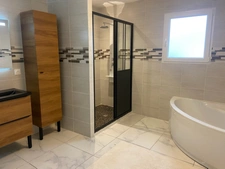 MOUTIERS SUR LAY 85 AU CALME VILLA PLAIN PIED GRAND CONFORT 3 CHAMBRES AVEC DEPENDANCES SUR 720M² CLOS