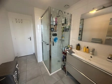 MAUZE LE MIGNON CHARMANTE MAISON PIERRES RENOVEE 3 CHAMBRES ENTIEREMENT MEUBLEE AVEC GARAGE ET COUR