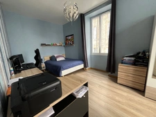 LUCON QUARTIER MARCHE COUVERT ET PISCINE MAISON DE CARACTERE BOURREE DE CHARME AVEC ANNEXES ET PATIO