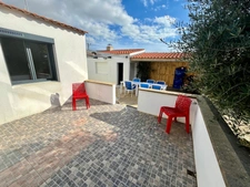 L'AIGUILLON SUR MER QUARTIER RESIDENTIEL VILLA PLAIN PIED GRAND CONFORT 4 CHAMBRES ANNEXES ET JARDIN CLOS