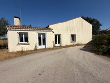 LA CHAPELLE ACHARD 85150 AVEC VUE IMPRENABLE ADORABLE FERMETTE 3 CHAMBRES A RAFRAICHIR AVEC GRANGE 