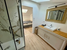PEAULT (85) AU CALME A 5 MIN DE LUCON ADORABLE FERMETTE RENOVEE 3 CHAMBRES AVEC GRANGE ET DEPENDANCE